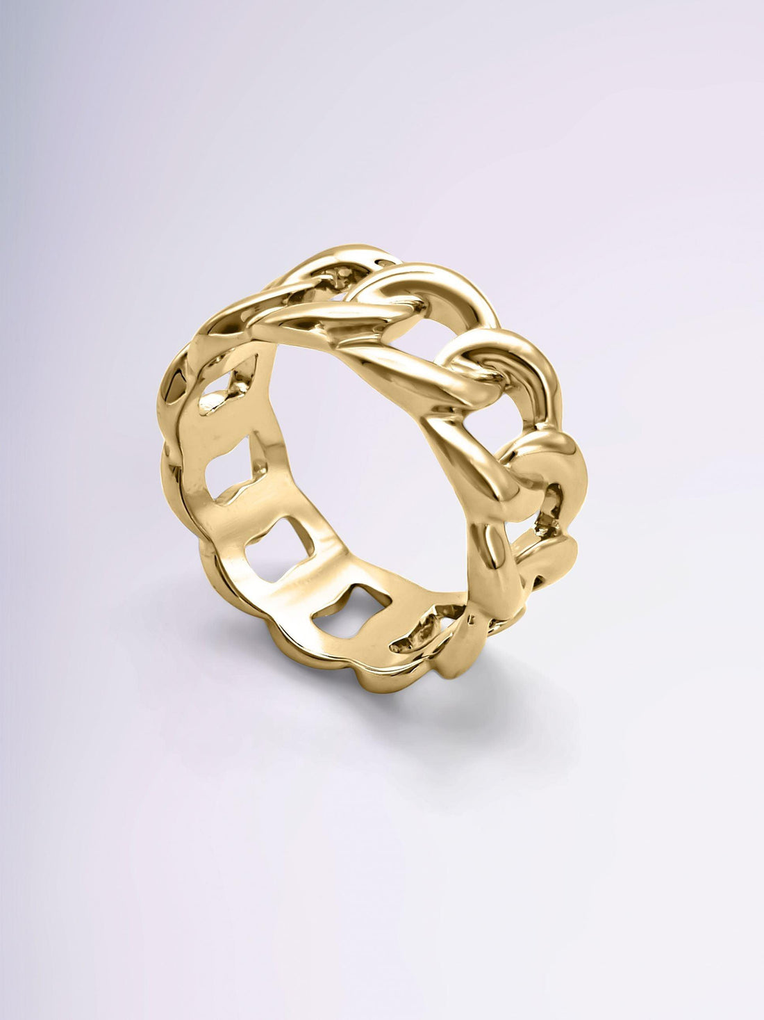 Vue rapprochée de la bague MILA mettant en valeur ses maillons