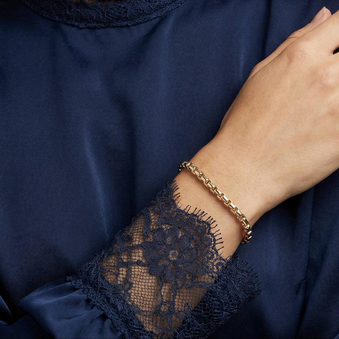 Bracelet Fatima chaîne moderne en plaqué or 18 carats – Jossepo