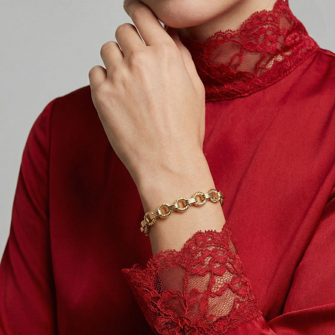 Détail de la maille du bracelet Harmony en plaqué or 18 carats – Jossepo