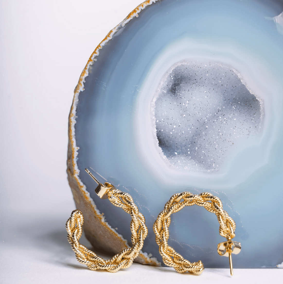 Boucles Carol anneaux élégants en plaqué or – Jossepo