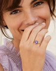 Bague Delia tendance femme pierre violette plaqué or – Jossepo