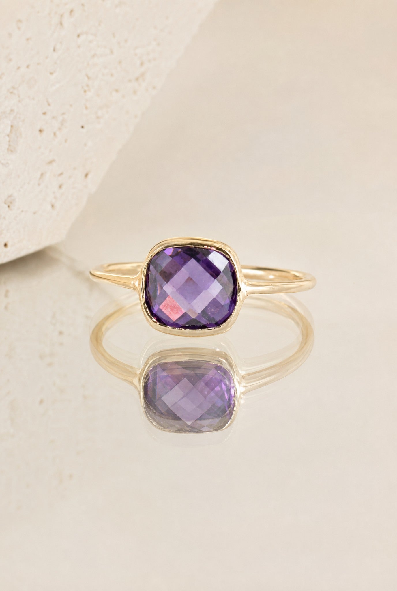Bague Delia plaqué or 18 carats zirconia violette élégante femme – Jossepo
