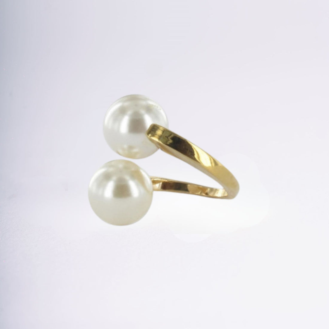 Détail bague Federica large et élégante plaqué or – Jossepo