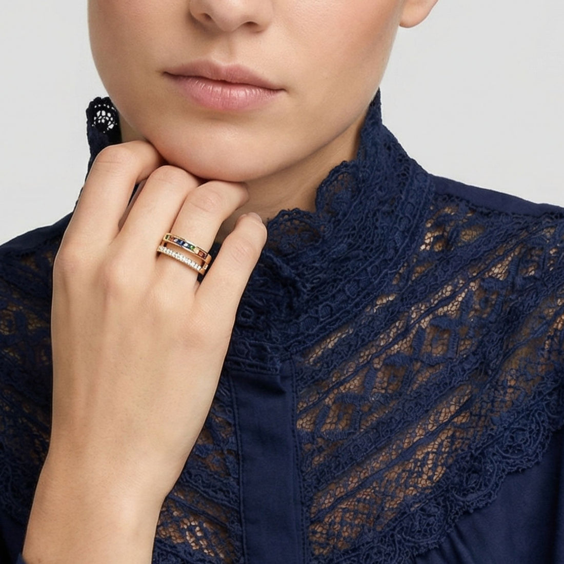 Bague Lucia anneau fin en plaqué or pour femme – Jossepo