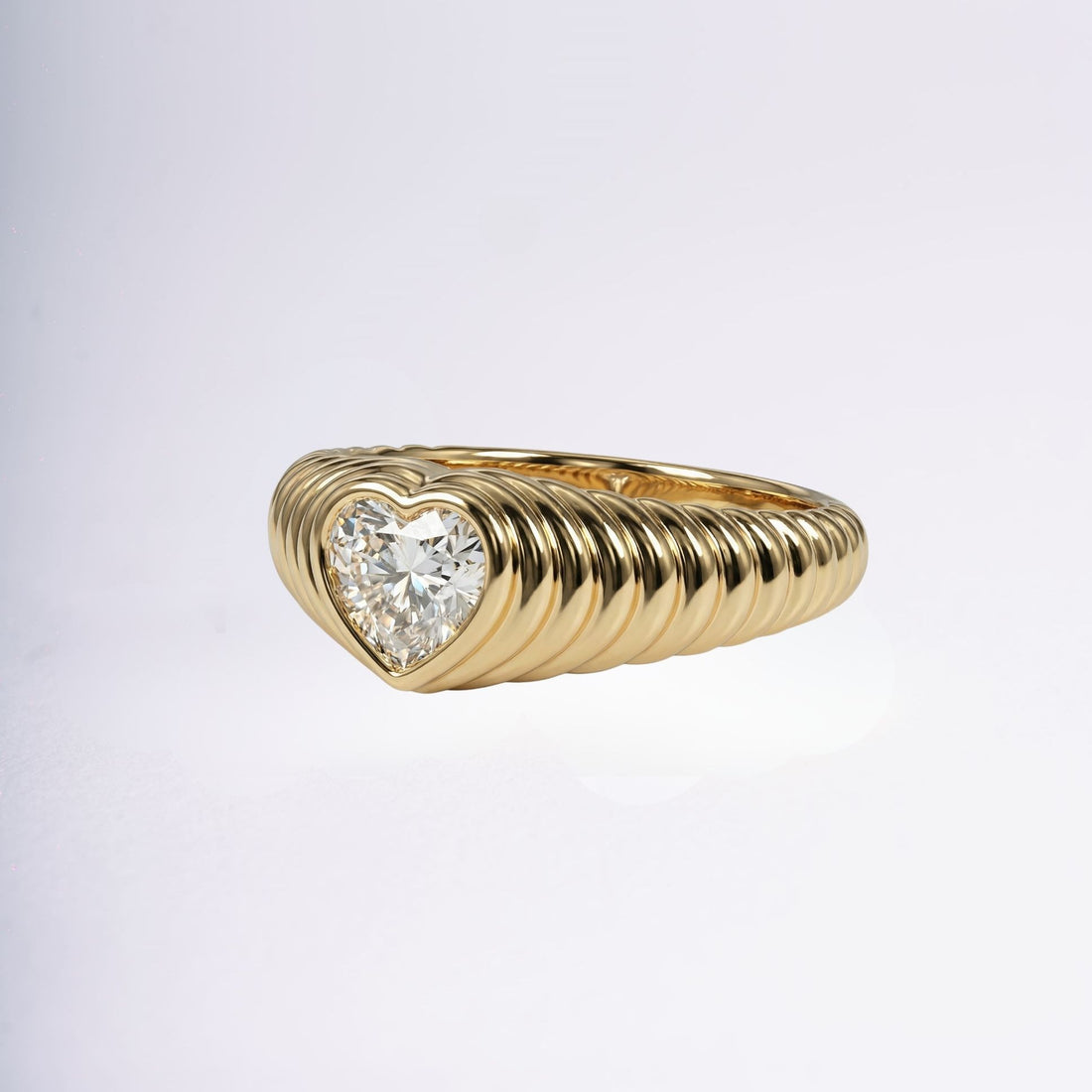 Détail de la zircone blanche de la bague Manao – Jossepo