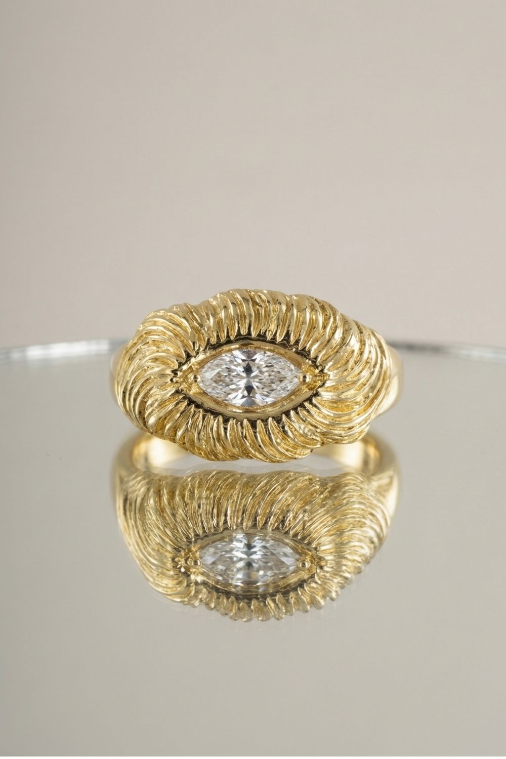 Bague Manuela en plaqué or 18 carats élégante et tendance pour femme – Jossepo