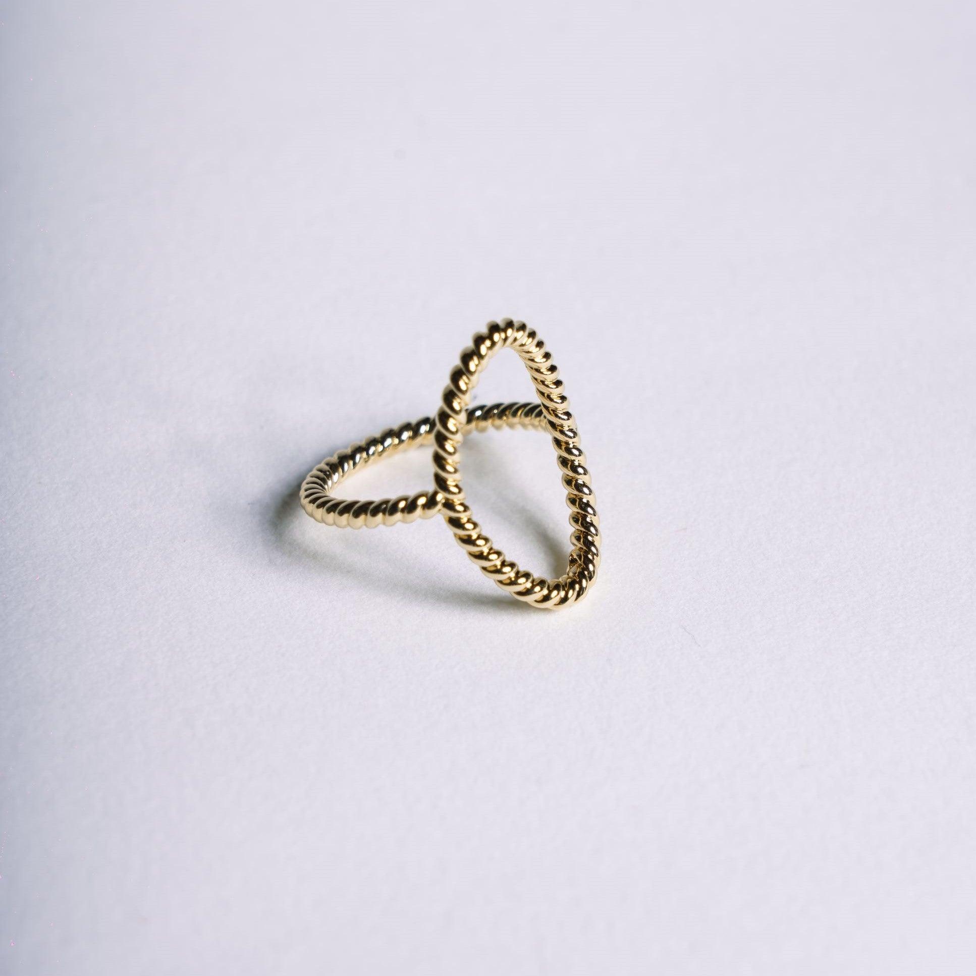 Bague Marius en anneau croisé doré en plaqué or pour femme – Jossepo