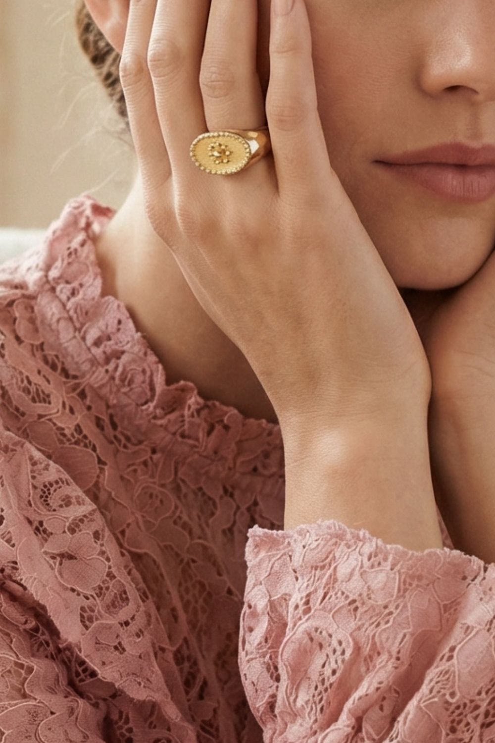 Bague élégante Mathilde en plaqué or 18 carats pour femme – Jossepo