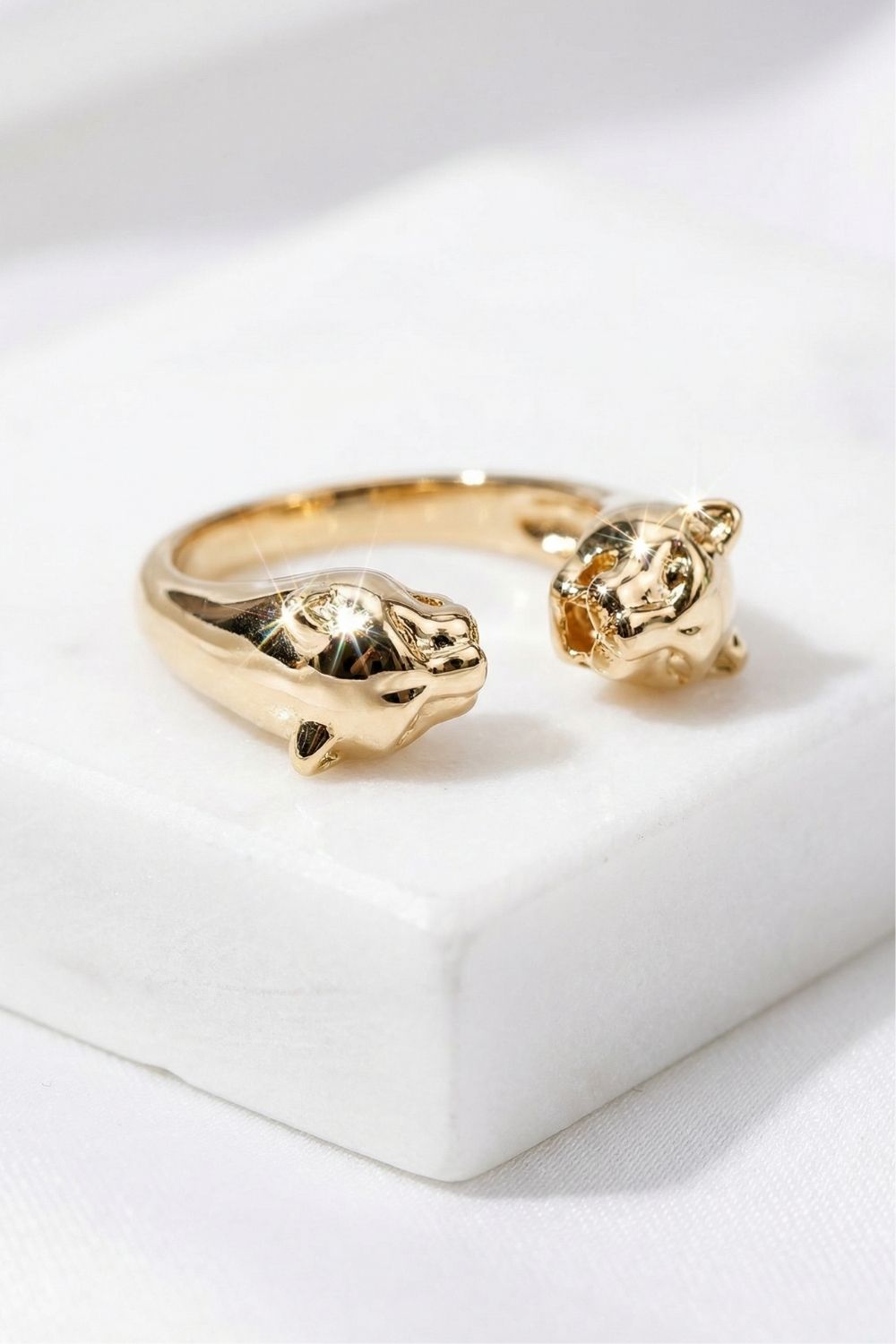 Détail bague panthère plaqué or 18 carats bijou animal – Jossepo