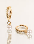 Détail boucles d’oreilles Lauren perle élégante plaqué or 18 carats – Jossepo
