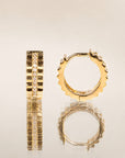 Détail boucles d’oreilles Melissa plaqué or 18 carats bijou raffiné – Jossepo