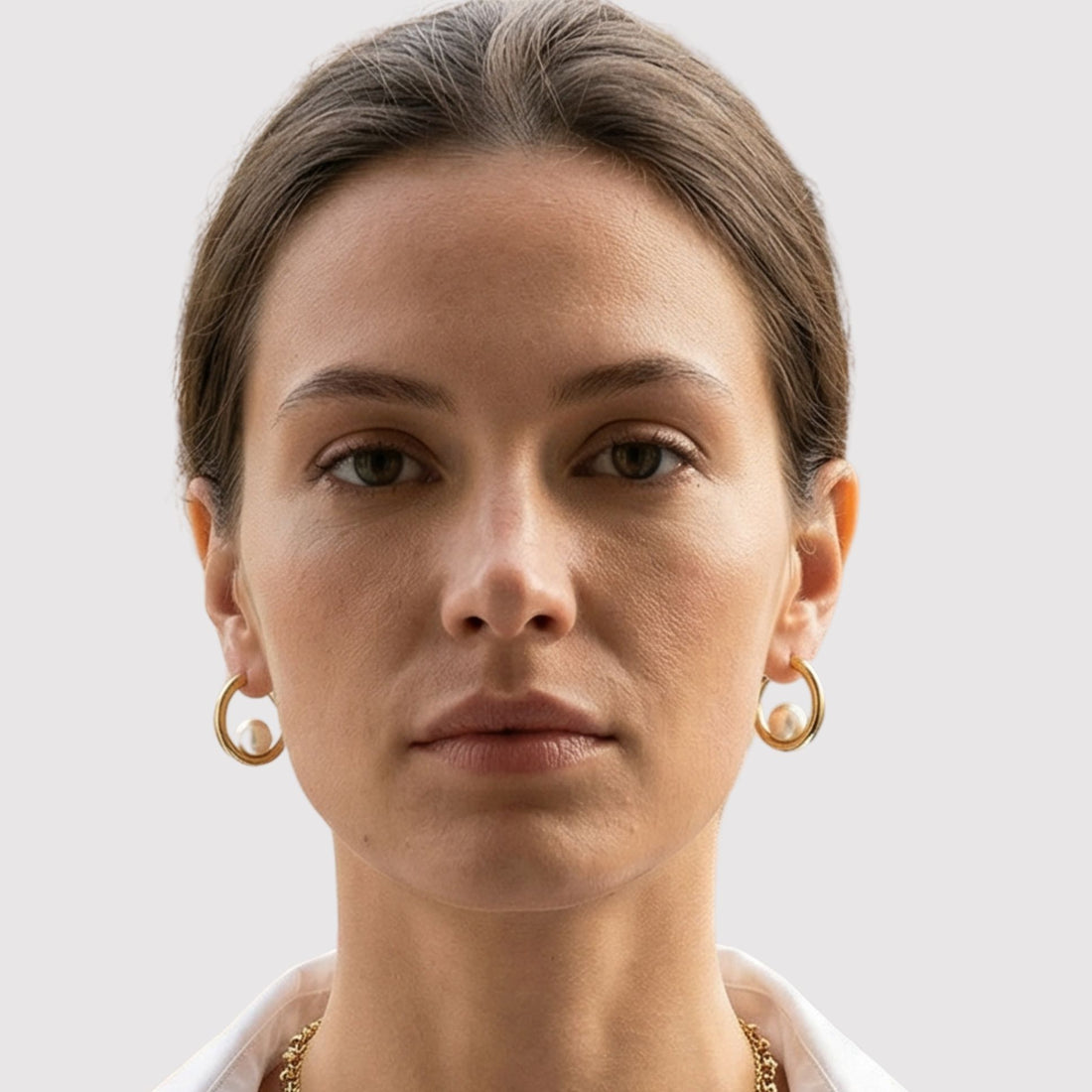 Boucles d’oreilles Sarah portées style chic et féminin – Jossepo