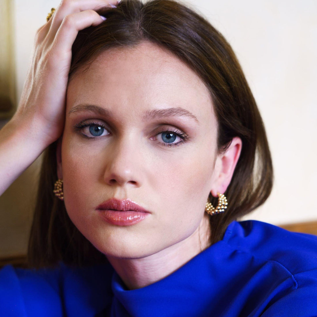 Créoles Elisabetta dorées en style boules sculptées – Jossepo