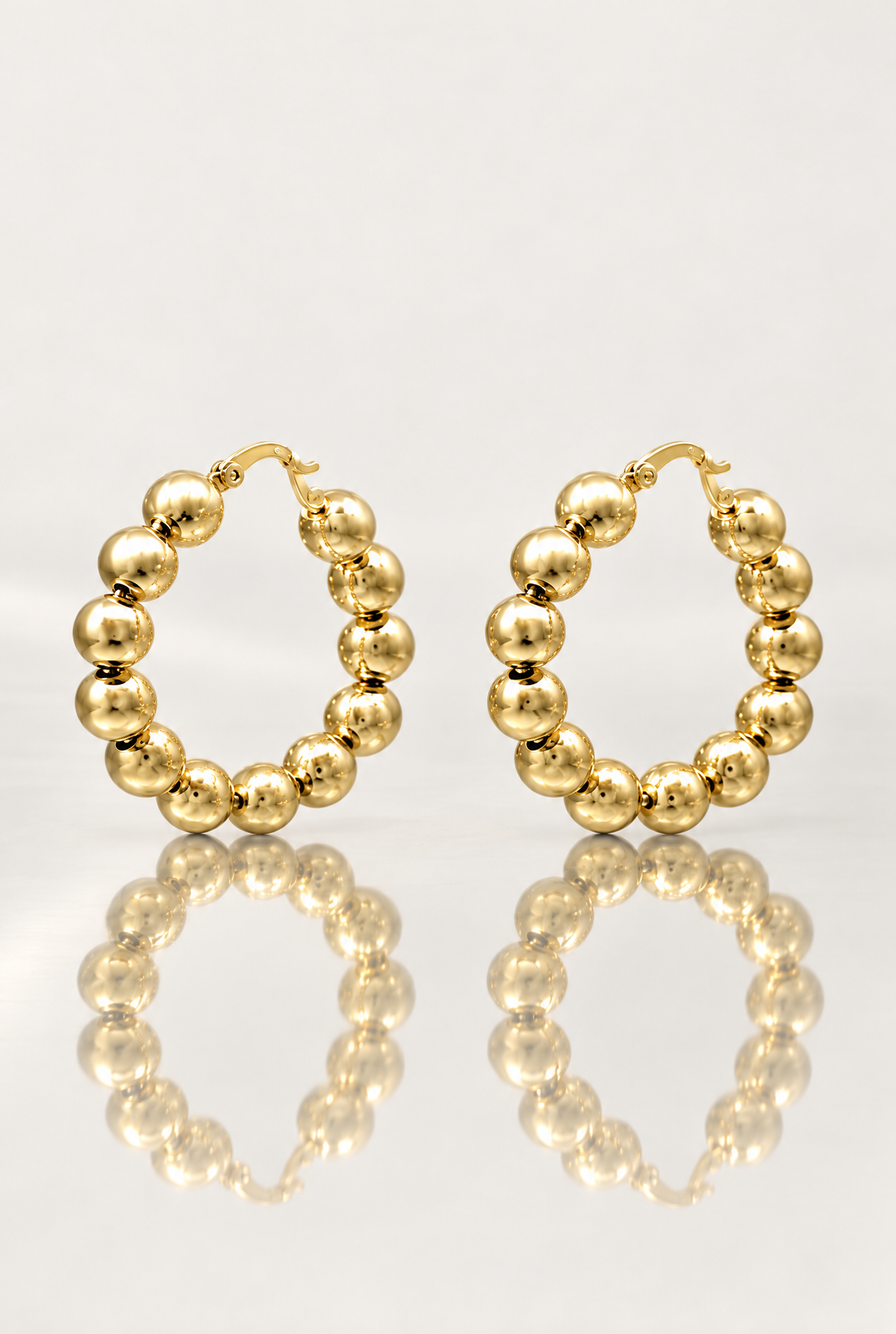 Boucles d’oreilles Félix créoles dorées à boules pour femme en plaqué or 3 microns – Jossepo