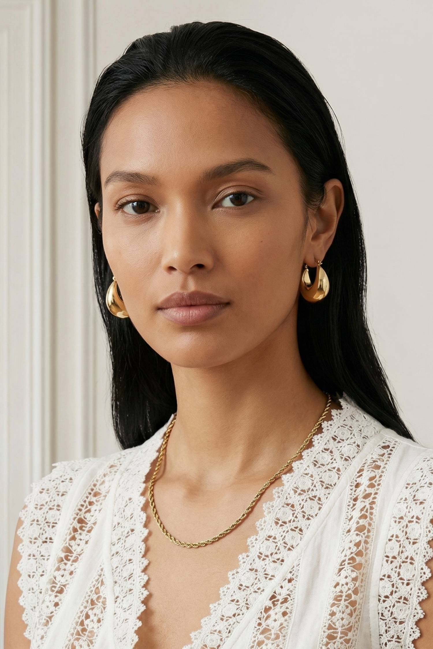 Boucles d’oreilles dorées femme Teresa en plaqué or 18 carats élégantes – Jossepo