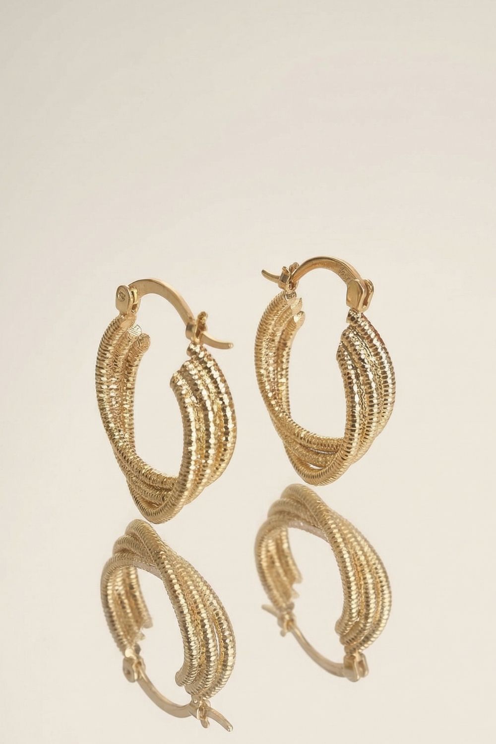 Boucles d’oreilles femme élégantes pour le quotidien Jade en plaqué or 18 carats – Jossepo