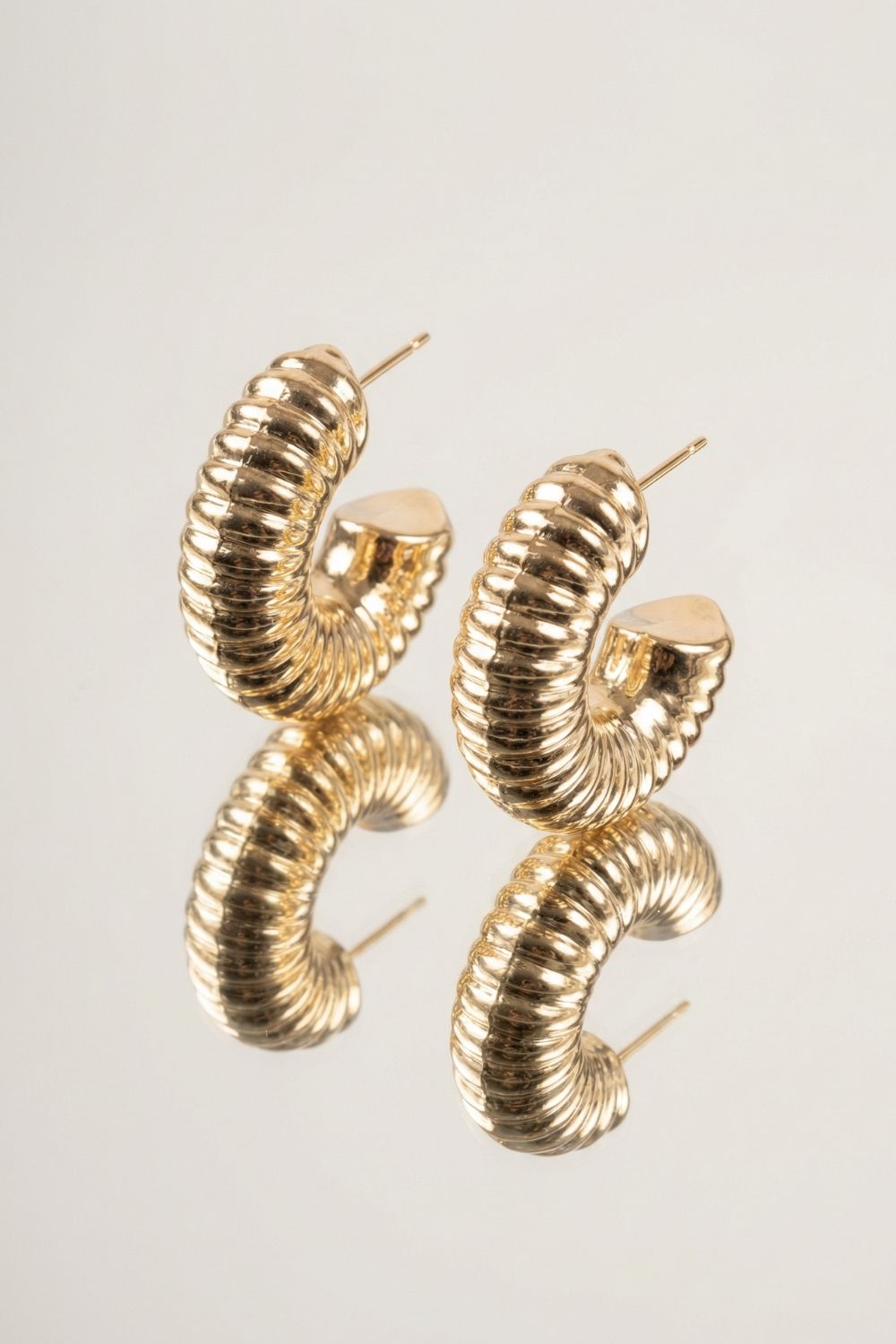 Boucles d’oreilles Léoni en plaqué or 18 carats pour femme élégantes et raffinées – Jossepo