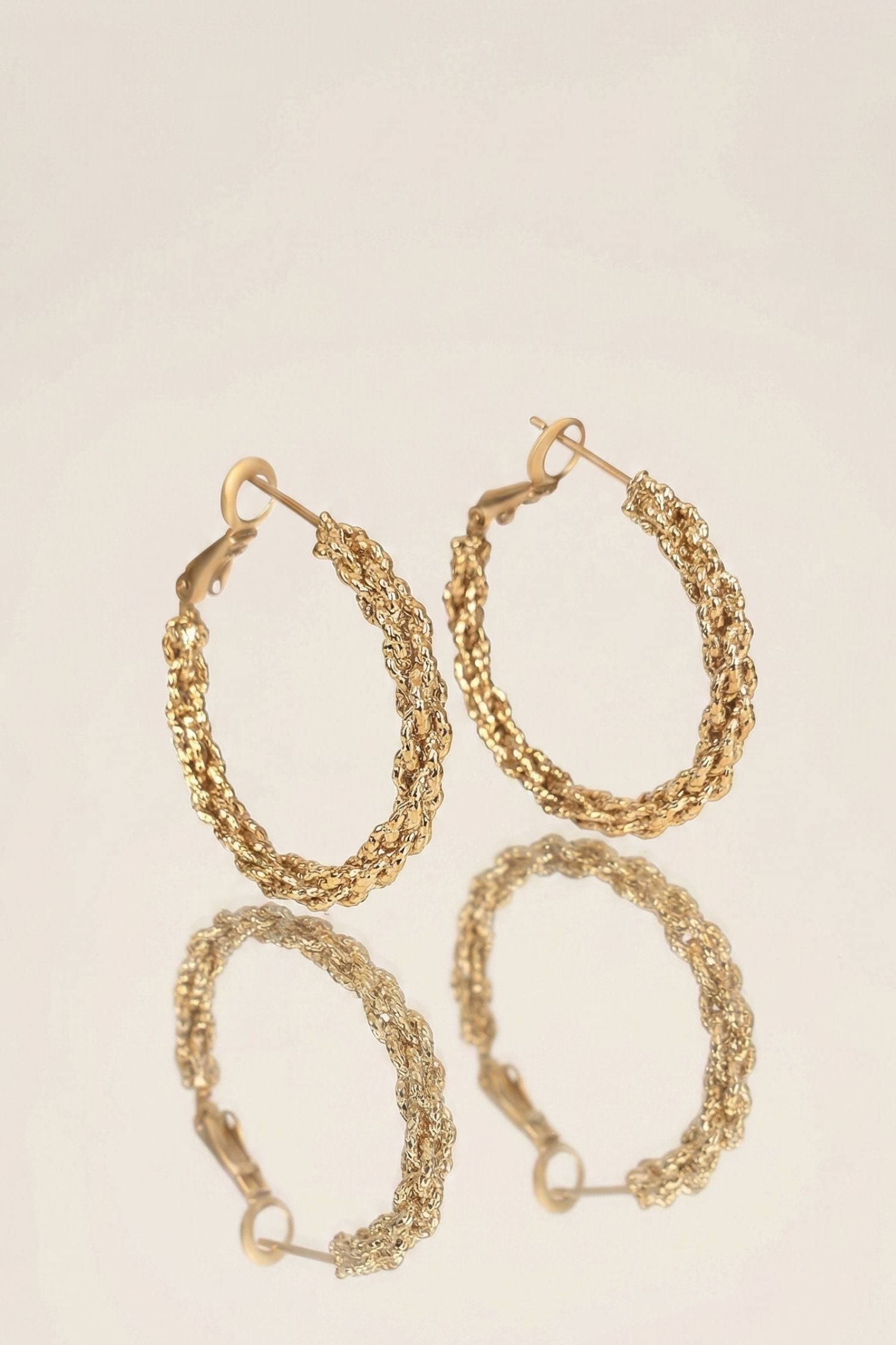 Boucles d’oreilles Leonore en plaqué or 18 carats pour femme élégantes et raffinées – Jossepo