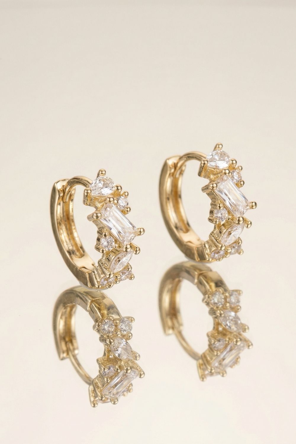 Boucles d’oreilles Regina en plaqué or 18 carats pour femme élégantes et raffinées – Jossepo