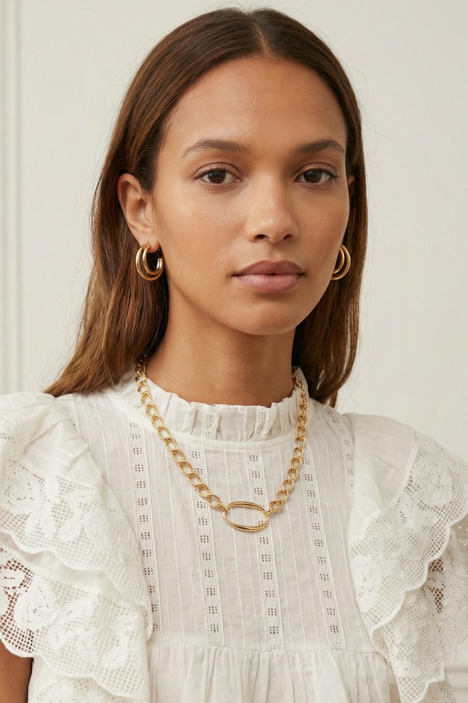 Boucles d’oreilles dorées femme Teresa en plaqué or 18 carats élégantes – Jossepo