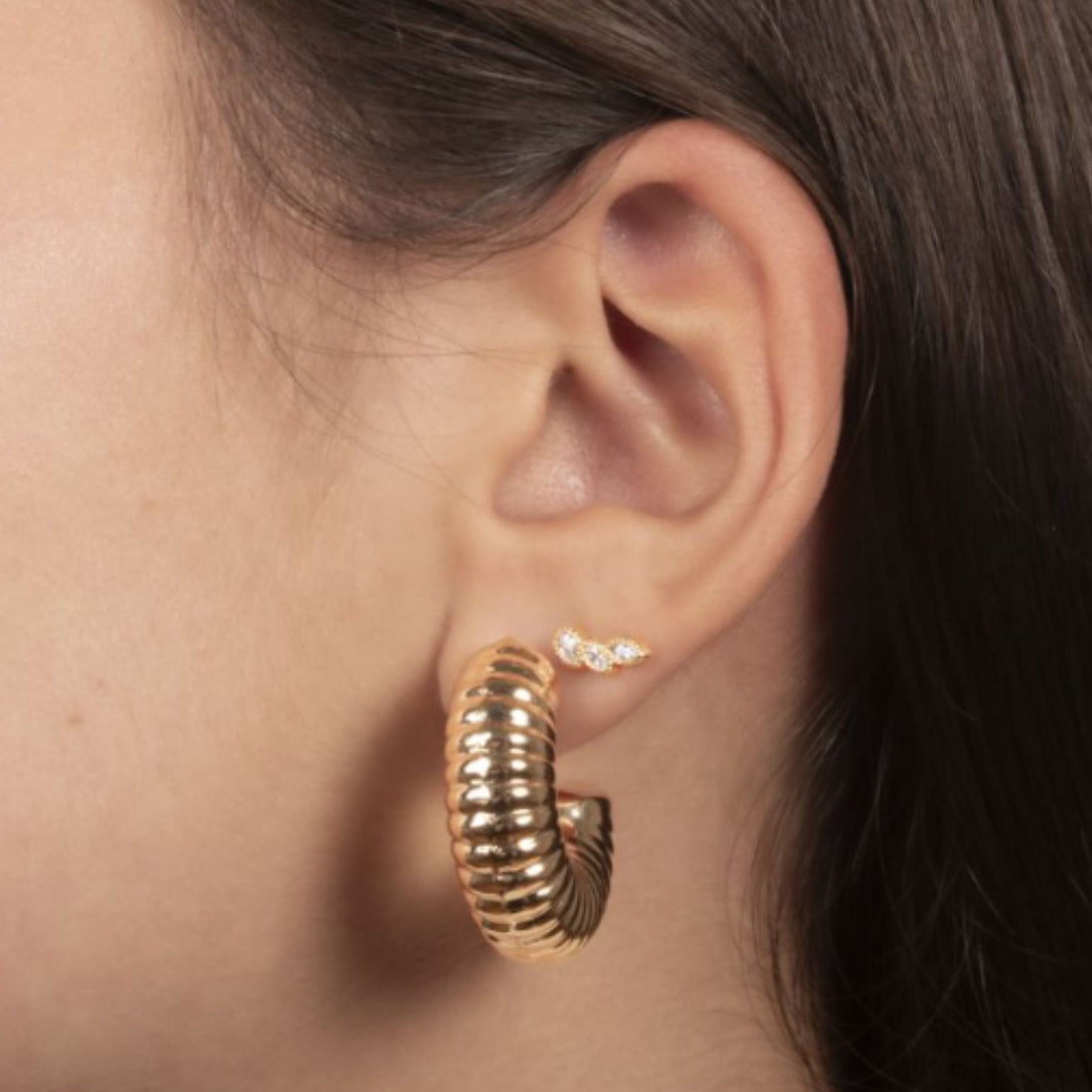 boucles-oreilles-texturees-dorees-jossepo