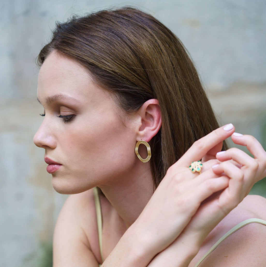 Boucles d’oreilles Victoire dorées finition brillante – Jossepo