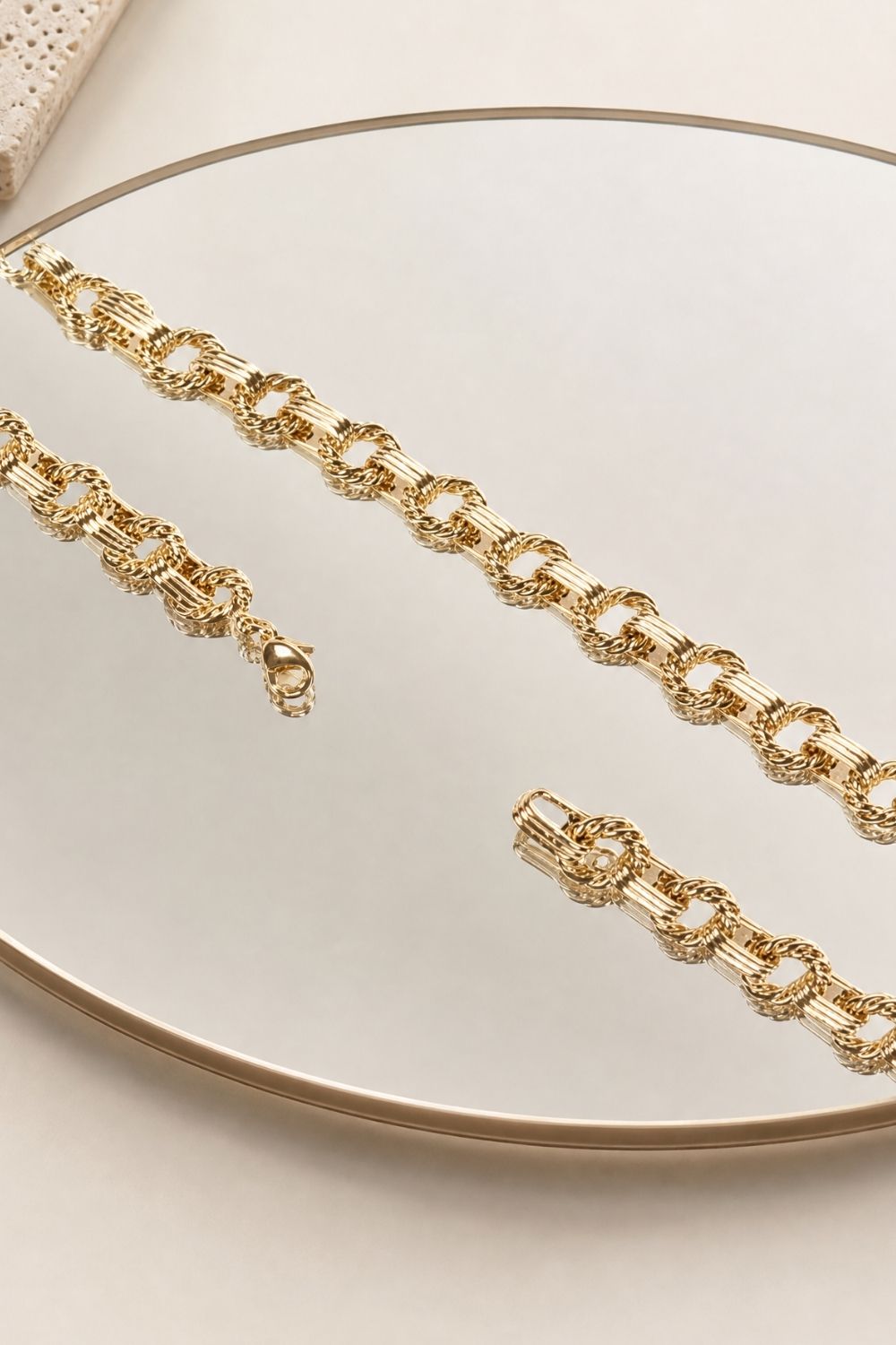 Détail bracelet Harmony plaqué or 18 carats bijou raffiné – Jossepo