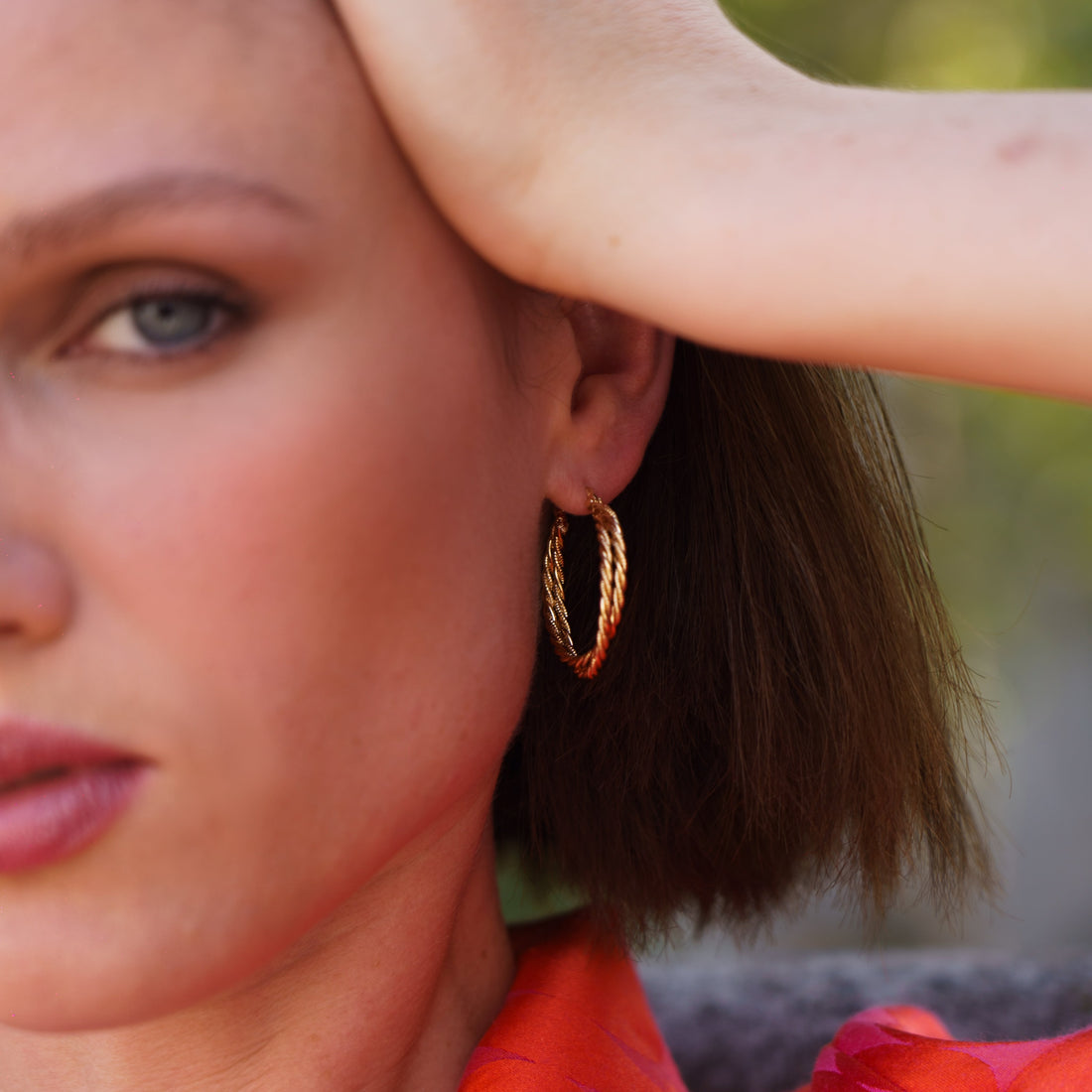 Boucles Camille élégantes en plaqué or 18 carats style torsadé – Jossepo