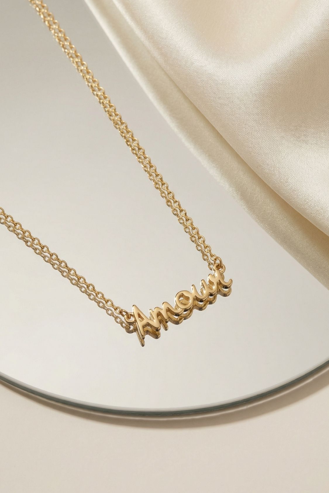 Collier Amour en plaqué or 18 carats pour femme élégant et raffiné – Jossepo