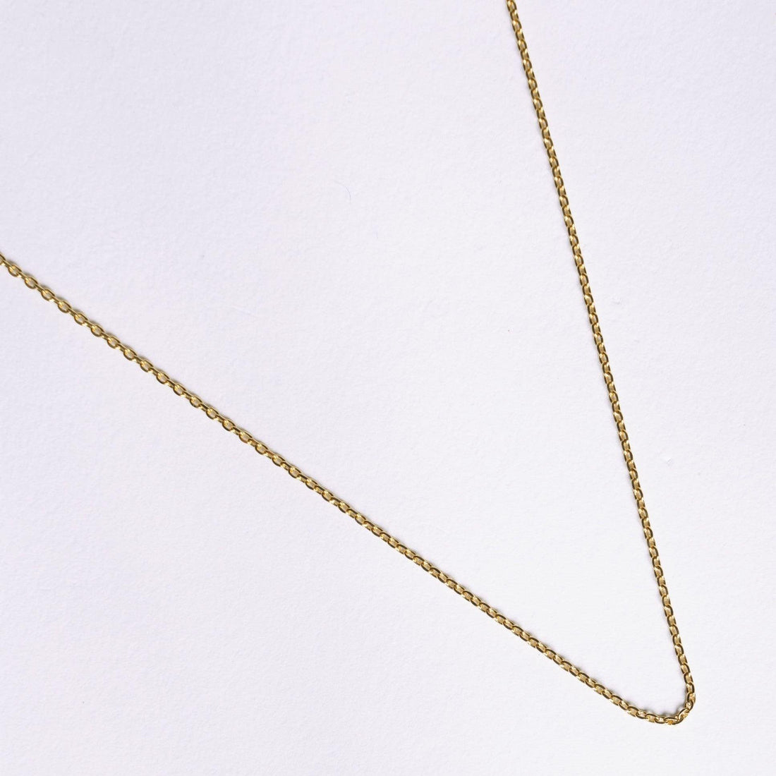 Collier Aria en plaqué or 18 carats, chaîne fine élégante – Jossepo