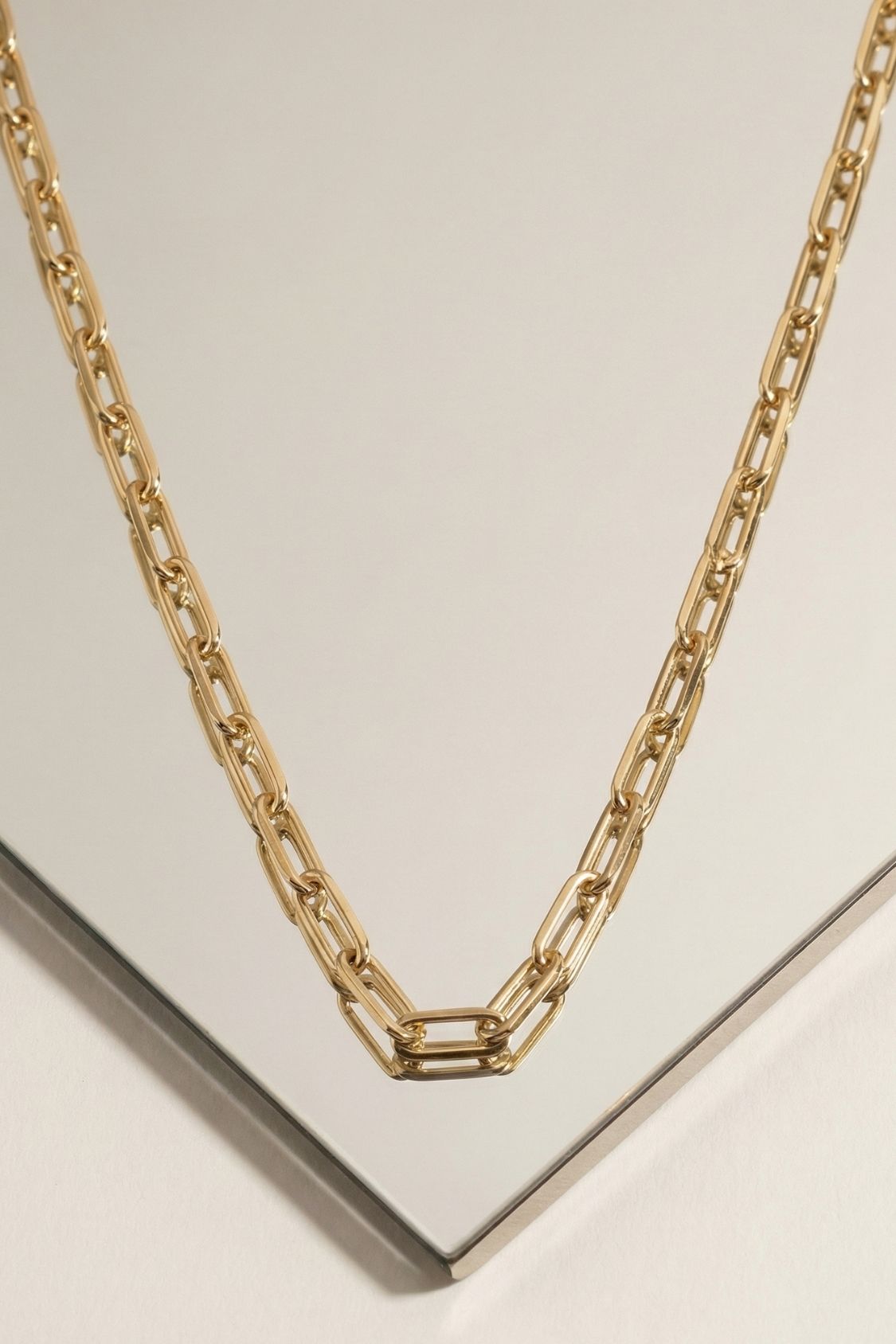 Collier Cathie en plaqué or 18 carats pour femme élégant et raffiné – Jossepo