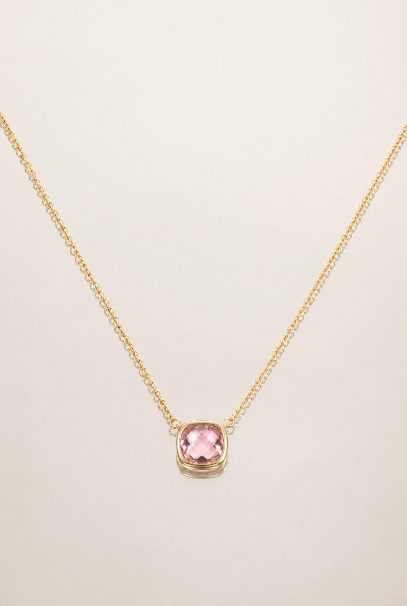 Détail collier Fraise zirconia rose fraise plaqué or 18 carats – Jossepo
