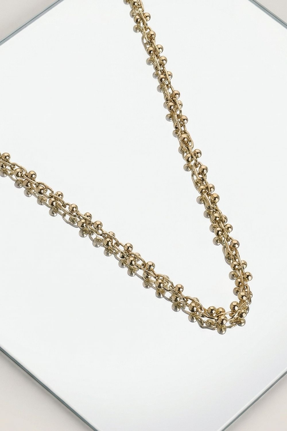 Collier Lisy en plaqué or 18 carats pour femme élégant et raffiné – Jossepo