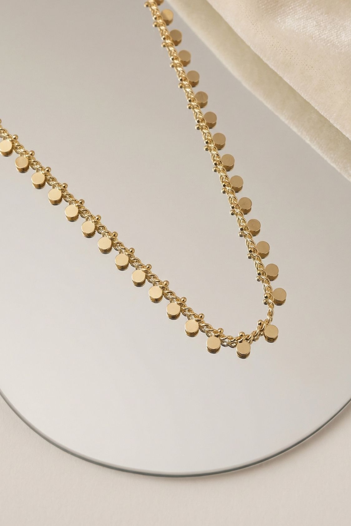 Collier Sophia en plaqué or 18 carats pour femme élégant et raffiné – Jossepo