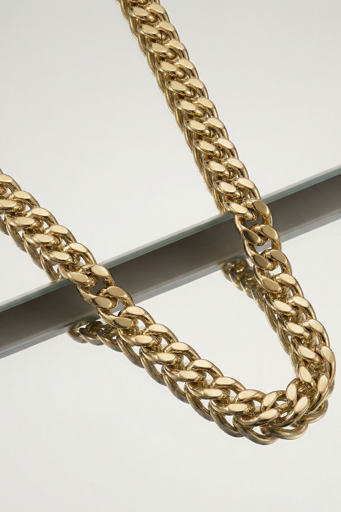 Collier Vannie en plaqué or 18 carats pour femme élégant et raffiné – Jossepo