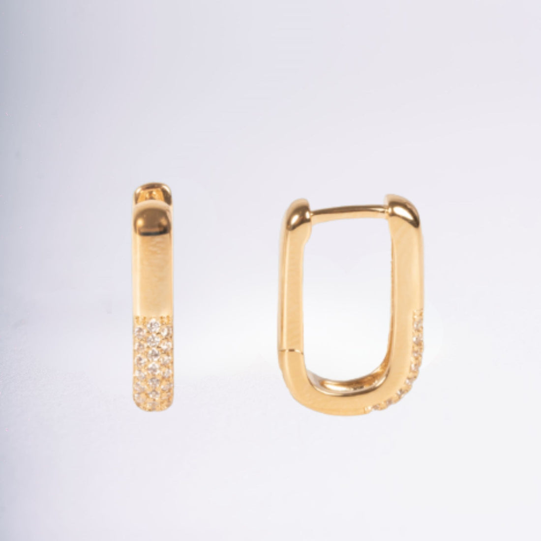 Créoles rectangulaires dorées pavées en plaqué or 18 carats – Jossepo