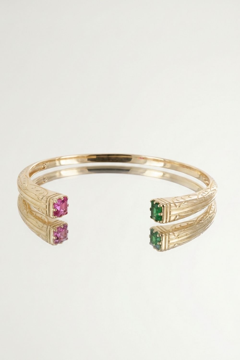 Jonc Camélia en plaqué or 18 carats bracelet femme élégant motif camélia – Jossepo